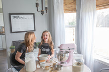 Load image into Gallery viewer, Mommy and Me Aprons, Baking Gifts, Christmas Gifts, Mother Daughter Gift,