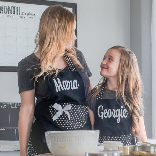 Mommy and Me Aprons, Baking Gifts, Christmas Gifts, Mother Daughter Gift,